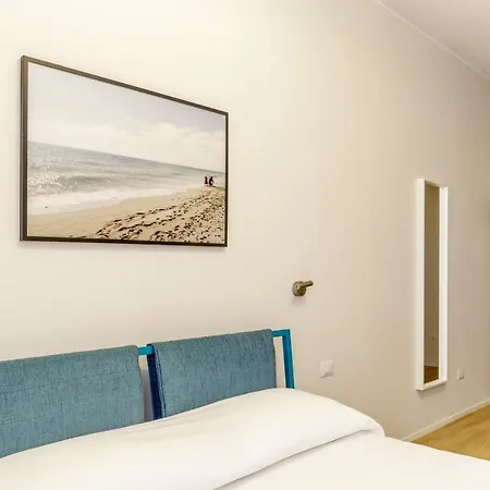 ベッド・アンド・ブレックファスト Trerooms 3*